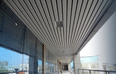 linear-ceiling-img
